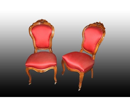 Gruppo di 4 sedie stile Luigi Filippo del 1800 in legno di noce 