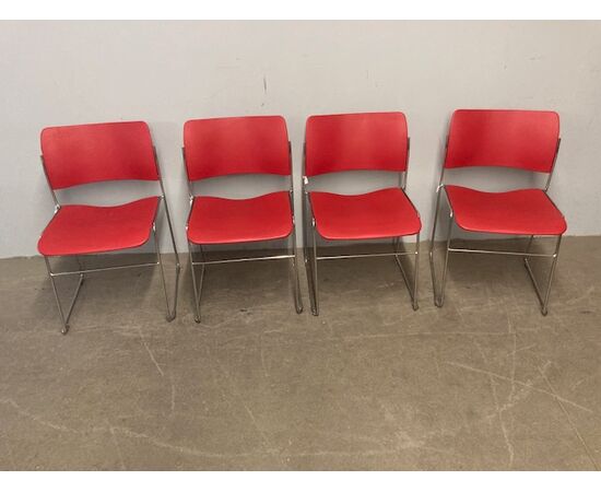 Gruppo quattro sedie design come nuove David Rowland cromato e seduta rossa.  