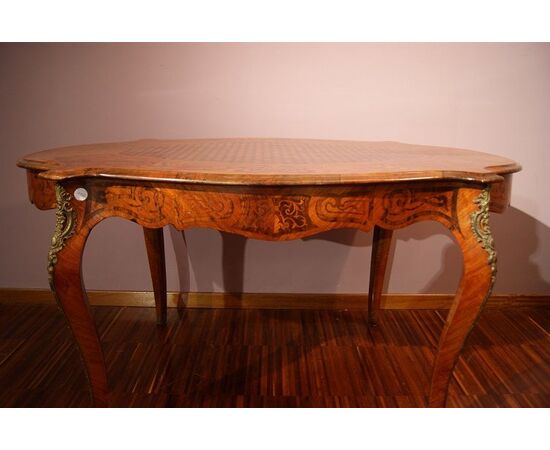 Antico tavolo da salotto del 1800 stile Luigi XV francese riccamente intarsiato (marquetterie)