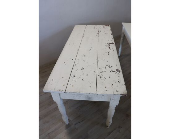 Coppia di tavoli antichi in pioppo laccato, XIX secolo PREZZO TRATTABILE