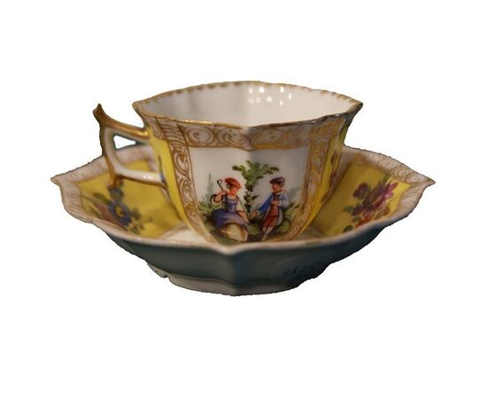 Tazzina con piattino in porcellana manifattura Meissen gialla del 1800