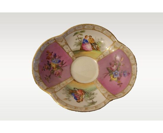 Tazzina con piattino in porcellana Meissen rosa del 1800