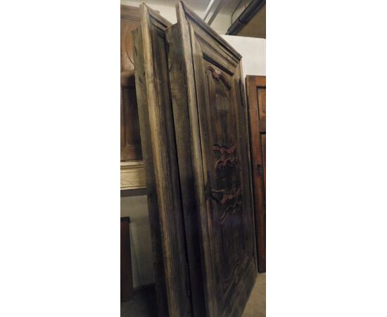 pts694 - pair of 19th century doors with frame, cm l 98 xh 213     
