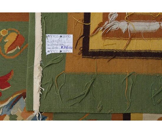 tappeto Aubusson di particolare manifattura - n.670