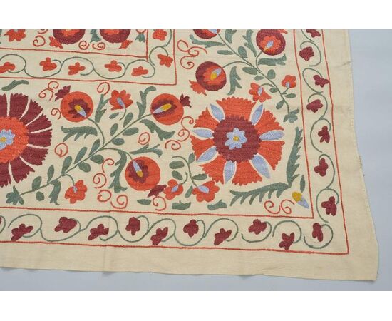 SUSANI cotton fabric with silk embroidery     