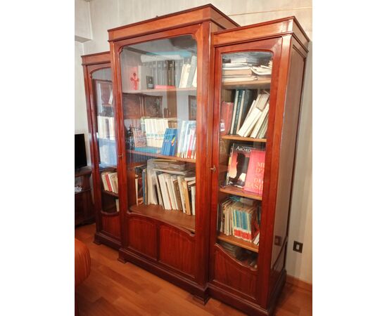 Libreria in mogano a tre ante con vetri origine inglese epoca primi900