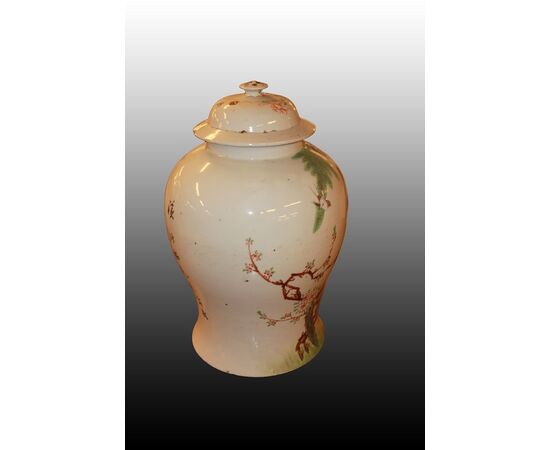 Vaso potiche cinese in porcellana bianca con paesaggio e aforismi