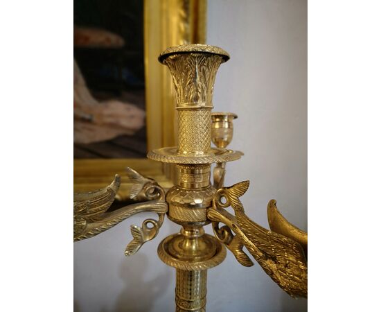 Coppia di candelabri in bronzo dorato, epoca Impero