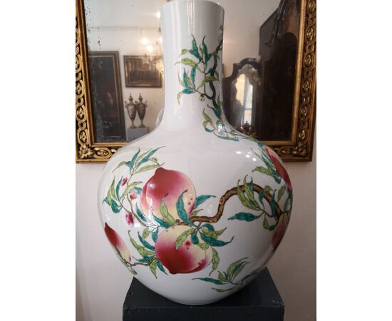 Grande vaso in porcellana , Cina 