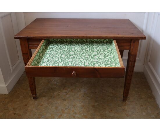 Neoclassical fir table     