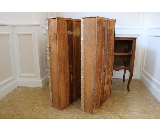 Louis XV chest of drawers     