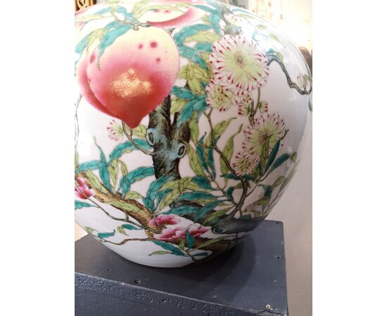 Grande vaso in porcellana , Cina 