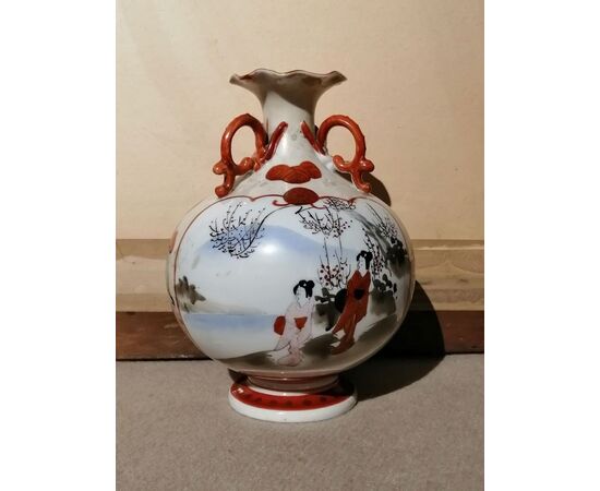 Vaso giapponese dell'800 in ceramica dipinta