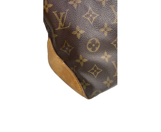 Louis Vuitton Luco GM Monogram