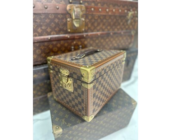 Louis Vuitton Beauty Boite Flacons Damier Rigido