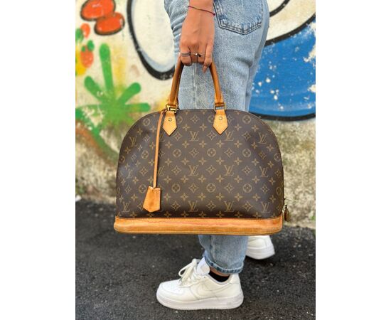 Louis Vuitton Alma GM Monogram
