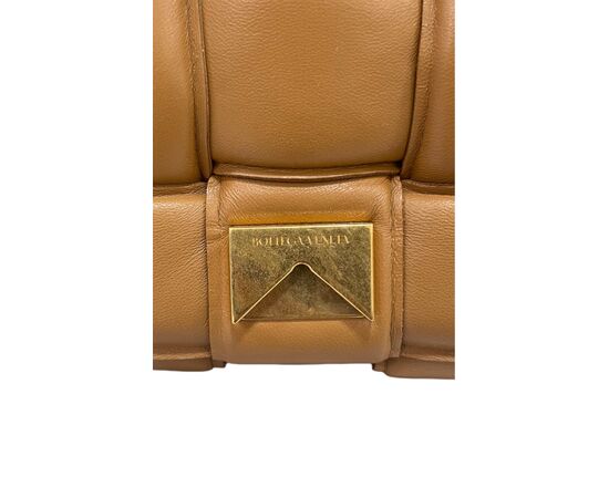 Bottega Veneta Cassette Chain Cammello