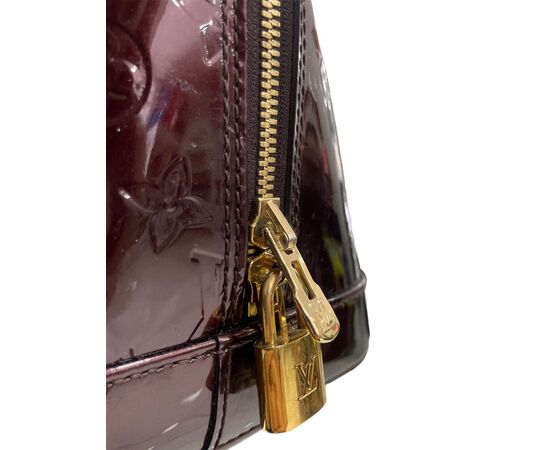 Louis Vuitton Alma GM Vernice Amaranto