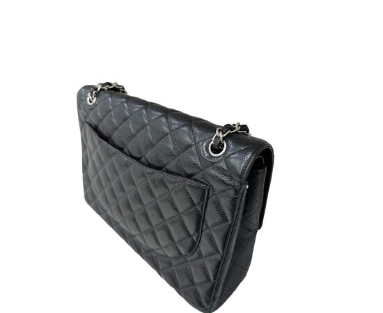 Chanel Maxi Jumbo Caviar Nera