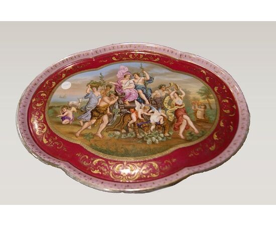 Antico vassoio in porcellana Manifattura Vienna del 1800 con personaggi 