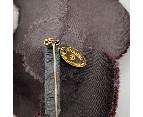 CHANEL Spilla Vintage in Tela Col. Marrone Camellia Brooch
