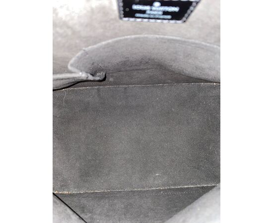 Louis Vuitton Alma MM Epi Vernice