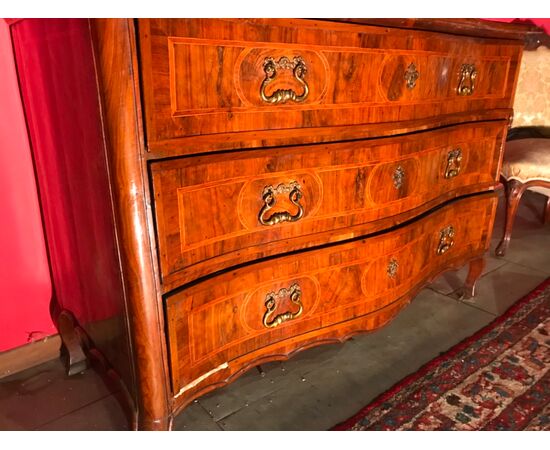Elegant chest of drawers - period 1760/1770-Lombardy-     