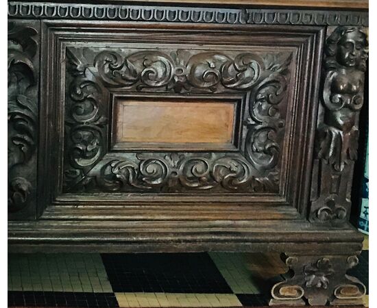Rare and important chest - Venice - mid 1500s     
