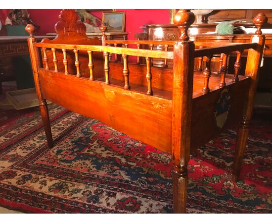 Very rare Venetian bed - belonging to the Gritti family -     