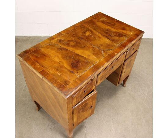Style Desk Made with Vintage Woods     