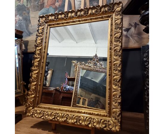 Grande specchiera dorata del 1850 da palazzo nobiliare