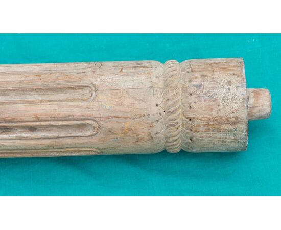 Antica colonna indiana in teak - M/358 -