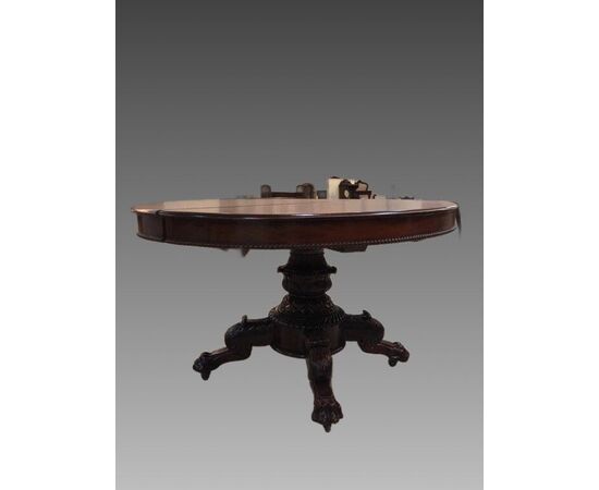 Extendable table with central foot, Empire Period     