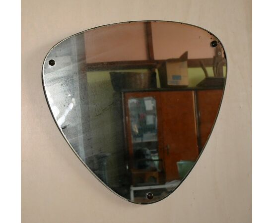 Specchio anni 50-60 forma triangolare. Modernariato Italiano