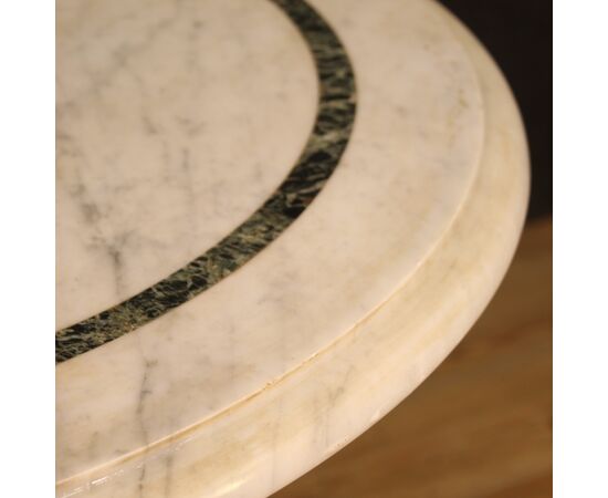 Tavolino italiano in ferro con piano in marmo intarsiato