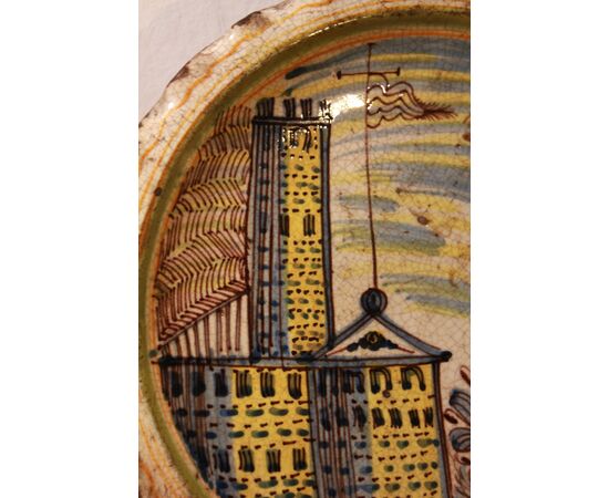 Alzata con decoro a paesaggio, maiolica policroma, epoca XVIIsec.