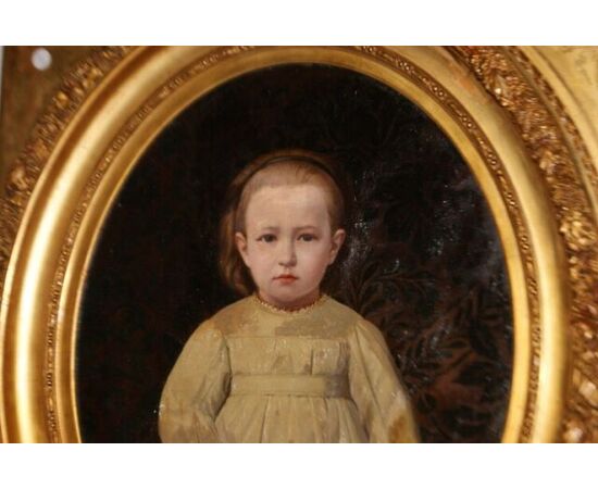 Olio su tela ovale francese del 1800 Ritratto di giovane fanciulla