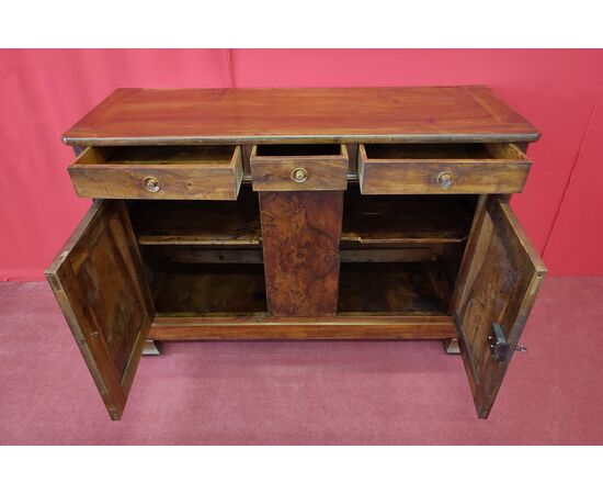 Sideboard with two doors and three drawers