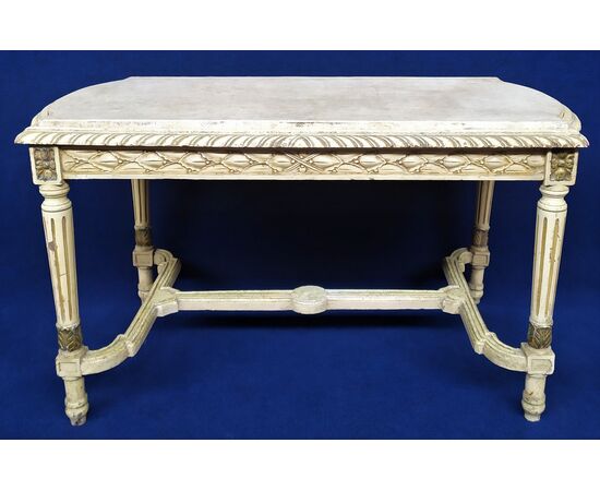 Louis XVI style coffee table in lacquered wood and marble top - Italy 20th century.     