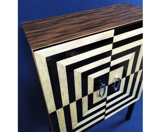 Optical 2-door cabinet in black and briar lacquered wood     