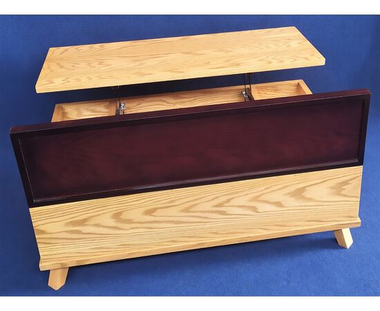 Tavolino da salotto in legno con top apribile e basculante