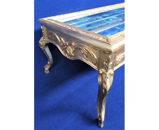 Coffee table in gilded wood, mirror and glass - Italy mid 20th century     