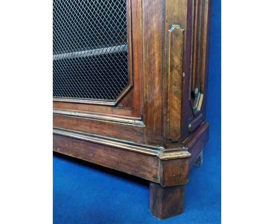 Walnut display cabinet with 2 open doors - Italy 19th century     