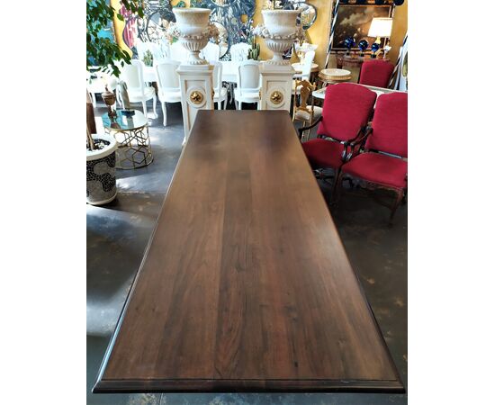 Huge walnut table with carved legs -3 mt- Italy 20th century.     