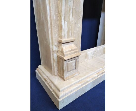 Large Louis XVI style fireplace in cream marble - Italy 20th century     