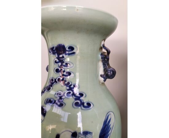 2 vasi in porcellana Celadon - h 34 cm - Cina XIX sec.