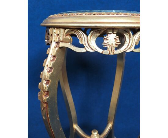 Coffee table in gold leaf wood with black marble top - Italy 20th century     