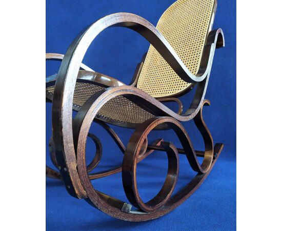 Thonet style rocking chair in bent wood - 1970s     