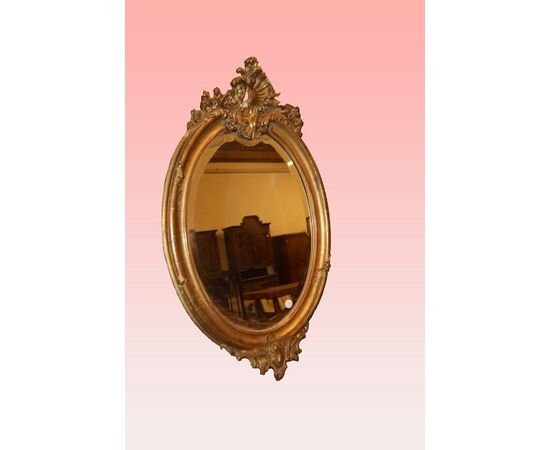 Graziosa specchiera ovale con cimasa francese del 1800 stile Luigi XV