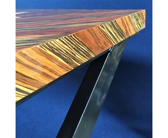 Grande scrivania design in radica e metallo nero - XX sec.
